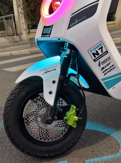 Wuxing Smart 2 Wheel Trotinette Electric City Scooter Citycoco De Grandes Fabricantes de Veículos Elétricos